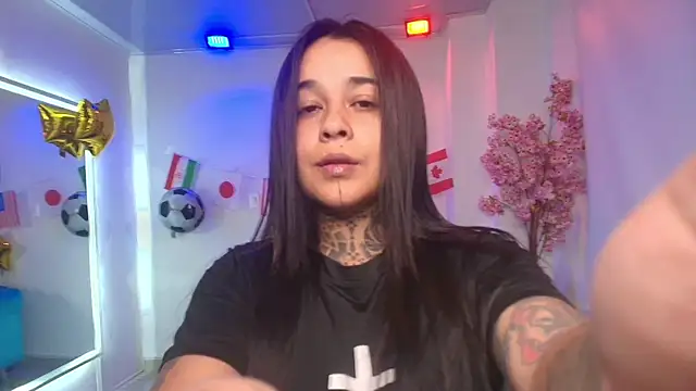 Snapshot of Black_roseee chatting on July 11, 3:29 am Black roseee online show from July 11, 3:29 am