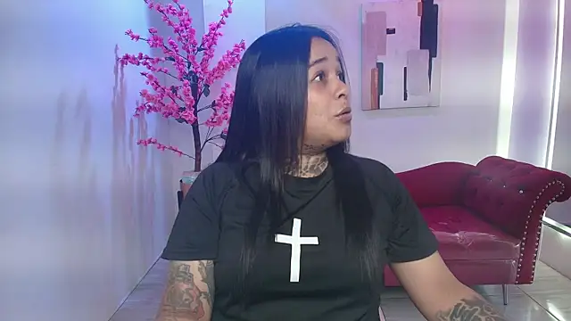 Black roseee online show from November 18, 3:32 am