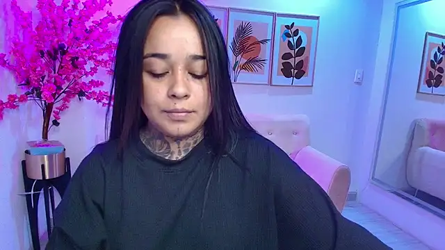 Black roseee online show from December 3, 3:40 am