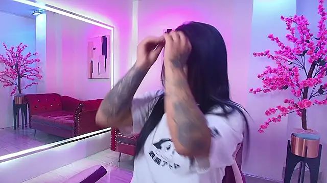 Black roseee online show from March 12, 3:34 am