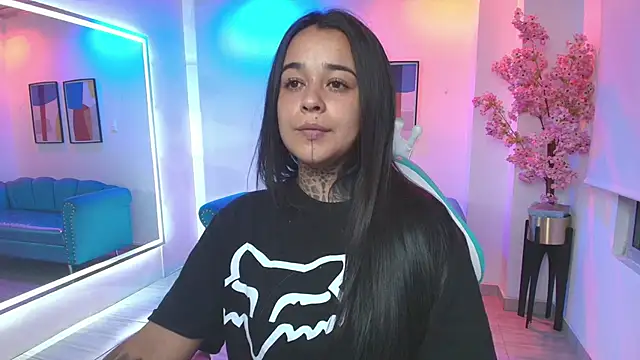 Black roseee online show from April 2, 4:08 am