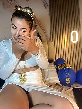 Dakota Evanns online show from November 12, 8:12 pm