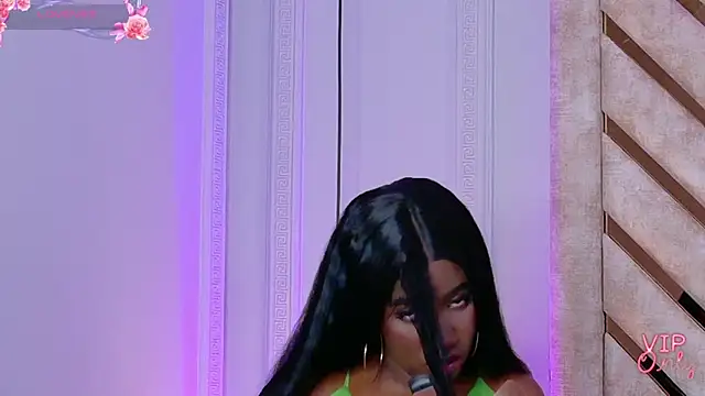 Rossie-Cameron online show from February 19, 2:36 pm