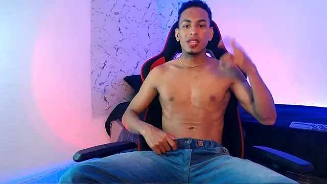 lorian vikel online show from November 19, 10:10 pm