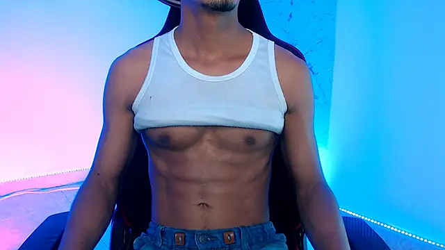 lorian vikel online show from October 29, 9:36 pm