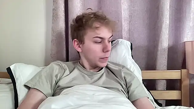 Snapshot of scottishtwink01 chatting on September 20, 1:27 pm scottishtwink01 online show from September 20, 1:27 pm