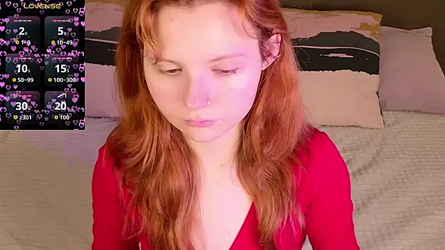 Snapshot of AlisHanson chatting on September 27, 9:04 am AlisHanson online show from September 27, 9:04 am