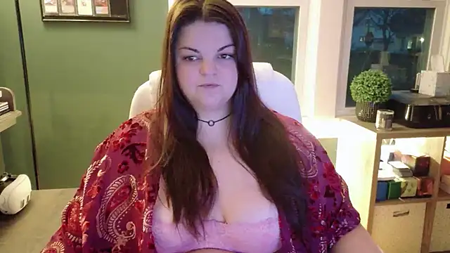 PlayWithBrittany online show from November 30, 9:59 pm