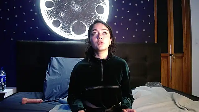 Snapshot of Fairy_marie12 chatting on September 15, 8:31 pm Fairy marie12 online show from September 15, 8:31 pm