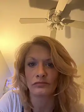 Daphneflor online show from April 27, 4:10 am