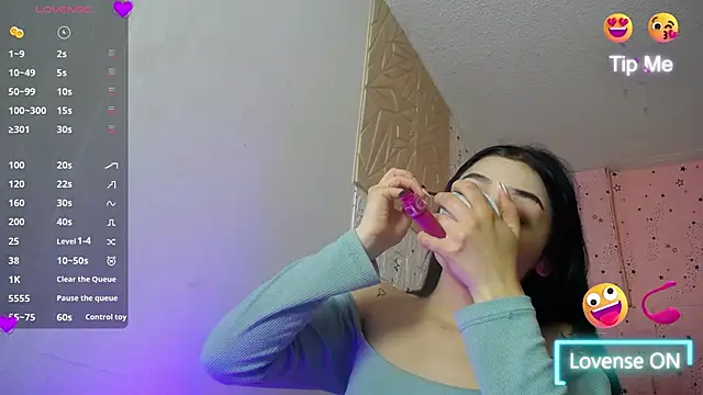 emmydurant online show from November 17, 7:40 pm