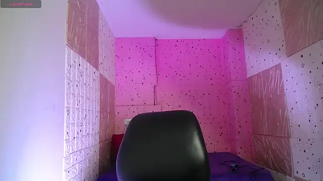 emmydurant online show from November 3, 8:01 pm