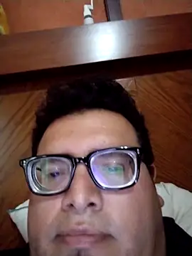 Snapshot of Santiagoqro85 chatting on October 9, 5:46 pm Santiagoqro85 online show from October 9, 5:46 pm