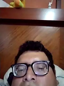 Santiagoqro85 online show from October 23, 1:32 pm