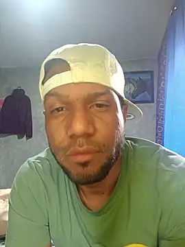 Snapshot of JoselitoVrgn chatting on June 18, 7:52 pm JoselitoVrgn online show from June 18, 7:52 pm