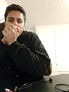 Snapshot of eyepach96 chatting on October 4, 11:39 pm eyepach96 online show from October 4, 11:39 pm