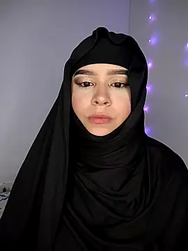 Snapshot of rhizanthella_ chatting on September 20, 2:33 pm rhizanthella online show from September 20, 2:33 pm