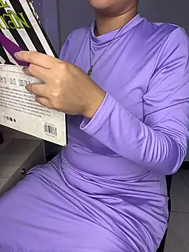 rhizanthella  online show from January 15, 7:17 pm