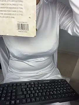 rhizanthella  online show from April 17, 5:27 pm