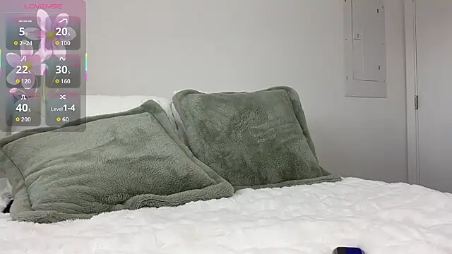 Snapshot of fleshxfairy chatting on November 10, 8:14 pm fleshxfairy online show from November 10, 8:14 pm