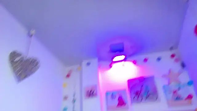 CHLOE THUNDERS online show from October 26, 5:41 am