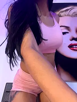 Snapshot of juliana1920 chatting on October 21, 9:58 pm juliana1920 online show from October 21, 9:58 pm