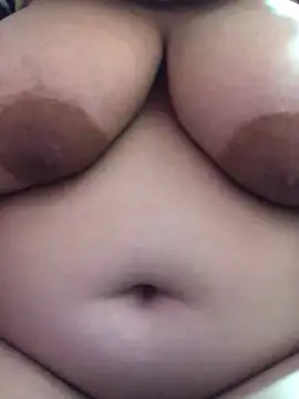 luzmelzinha online show from March 11, 4:56 pm