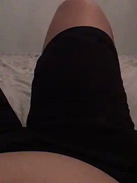 luzmelzinha online show from September 23, 1:07 pm