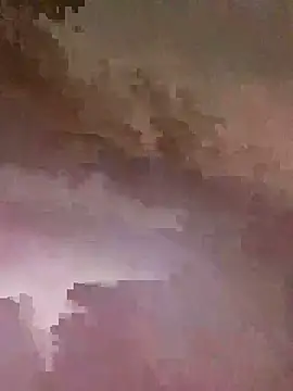 luzmelzinha online show from April 14, 6:07 am