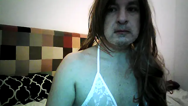 Snapshot of tuplaceroll chatting on October 29, 1:26 am tuplaceroll online show from October 29, 1:26 am