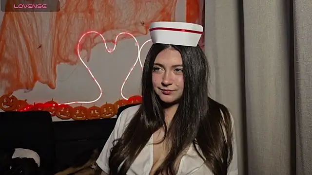 valentinauwu online show from October 25, 4:22 am