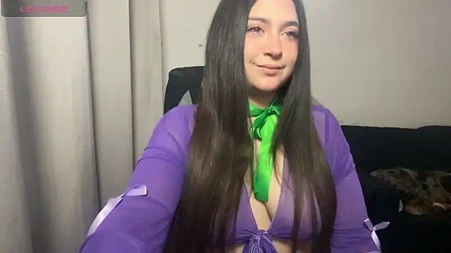 valentinauwu online show from December 2, 1:06 am