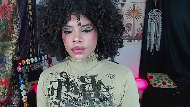 Raven luv online show from October 2, 10:13 pm