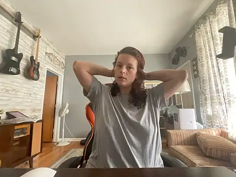 carynn online show from September 19, 2:21 pm