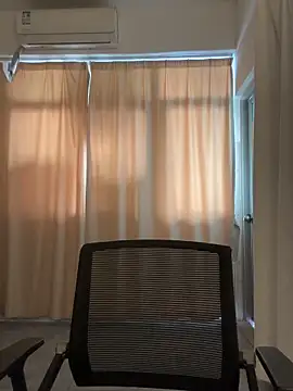 wly2028 online show from November 29, 5:40 am