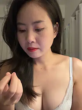 wly2028 online show from October 30, 12:58 pm