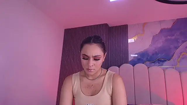 abbyrouss  online show from April 19, 3:07 am