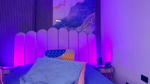 abbyrouss  online show from February 5, 3:13 am