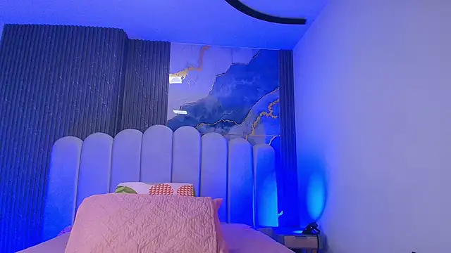 abbyrouss  online show from December 21, 3:08 am