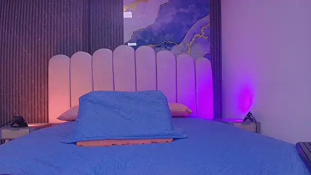 abbyrouss  online show from March 13, 3:11 am