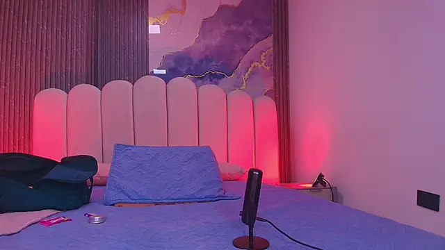 abbyrouss  online show from March 17, 3:09 am