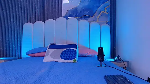 abbyrouss  online show from April 2, 3:02 am