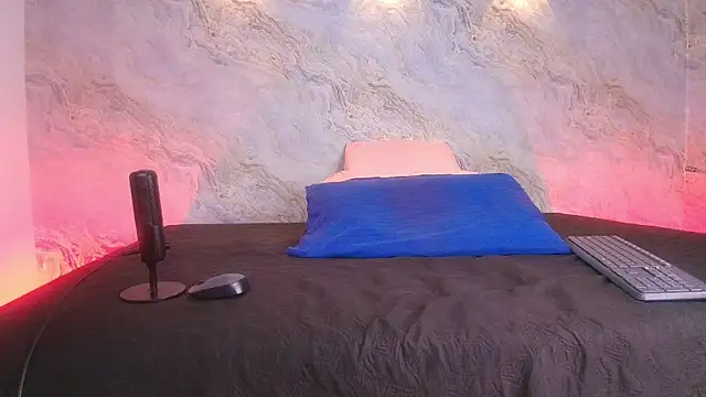 abbyrouss  online show from November 6, 3:10 am