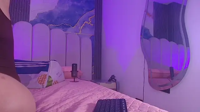 abbyrouss  online show from May 7, 3:44 am