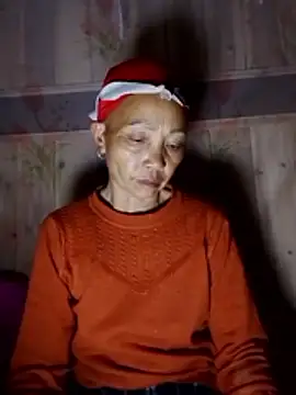 -Xuka-200 online show from December 3, 11:42 am