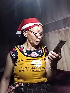 -Xuka-200 online show from March 18, 1:24 pm