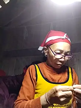 Snapshot of -Xuka-200 chatting on February 14, 2:34 am -Xuka-200 online show from February 14, 2:34 am