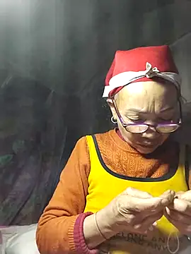 -Xuka-200 online show from January 8, 12:00 pm