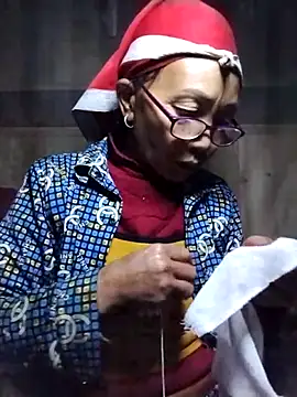 Snapshot of -Xuka-200 chatting on February 4, 11:38 am -Xuka-200 online show from February 4, 11:38 am