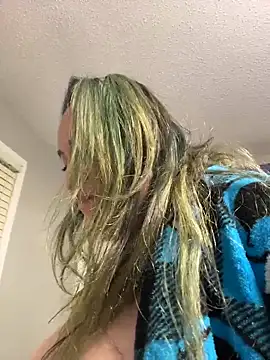 stayathomemom online show from February 1, 8:01 am